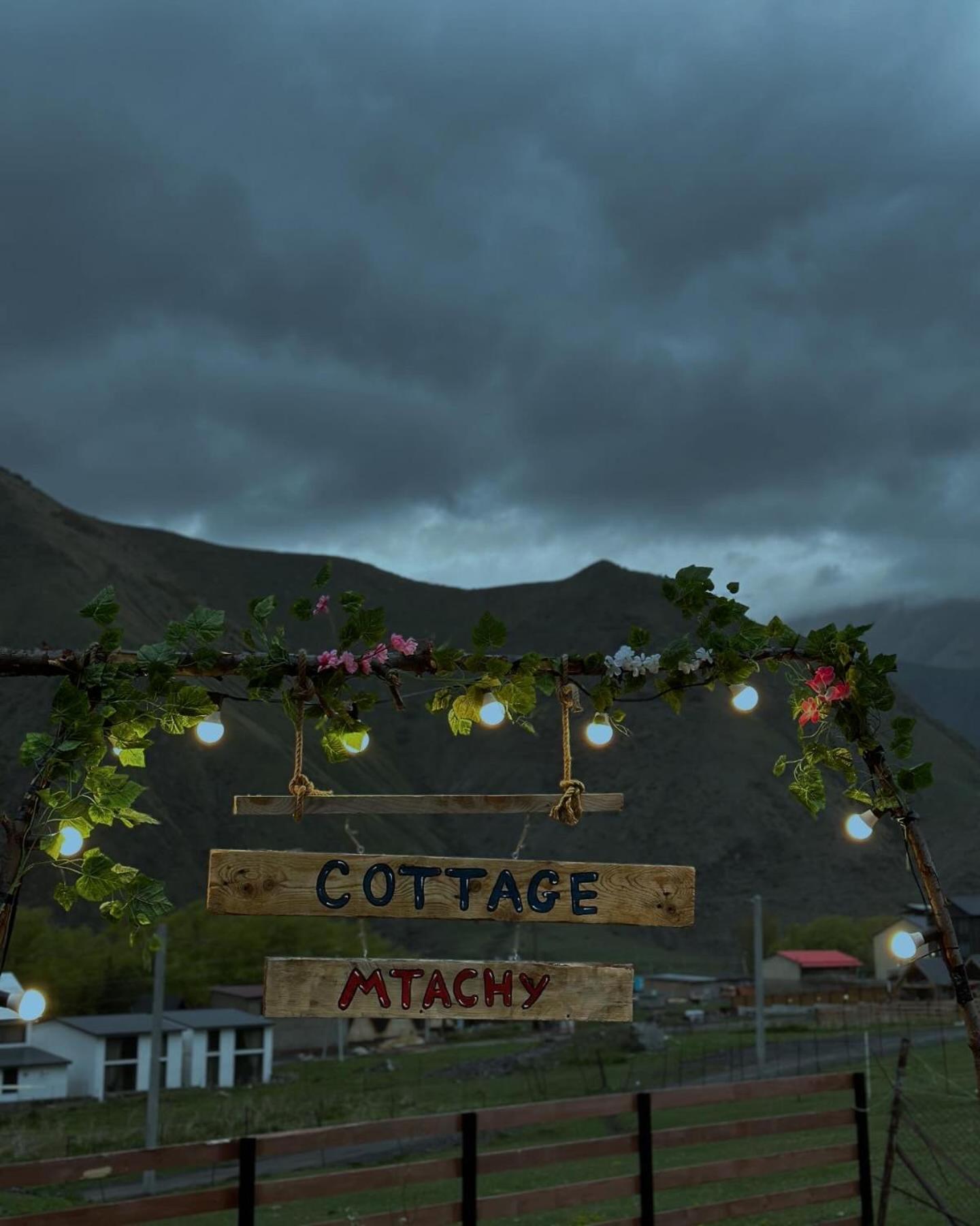 Cottage Mtachy Kazbegi Exterior photo